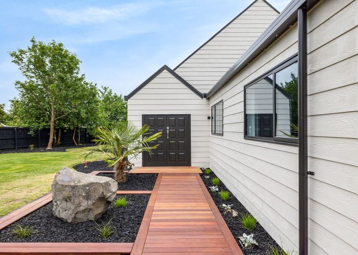  at 49B Inwoods Road, Parklands, Christchurch City, Canterbury