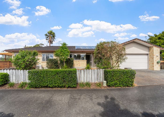  at 2 Totara Views Drive, Red Beach, Rodney, Auckland