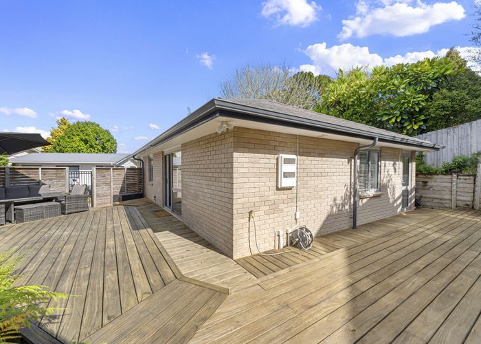  at 5B Nielsen Place, Massey, Auckland