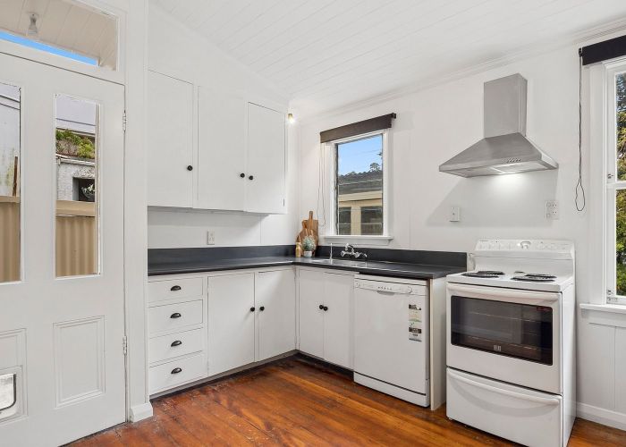  at 23 Peel Street, Mornington, Dunedin