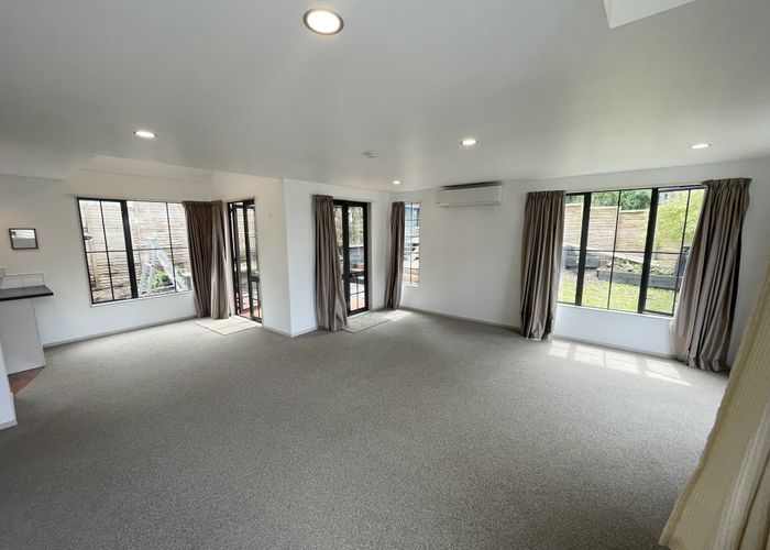  at 4 Youngs Lane, Remuera, Auckland