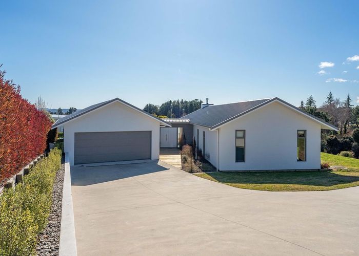 at 47 Botanical Heights Drive, Waipahihi, Taupo