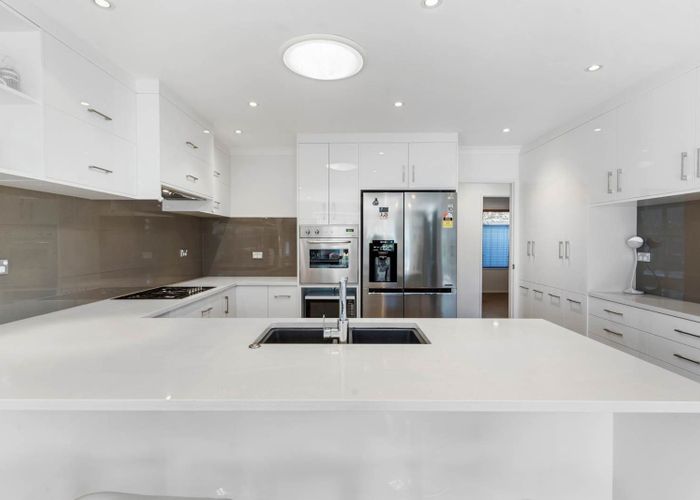  at 11 Elwyn Close, Flat Bush, Manukau City, Auckland