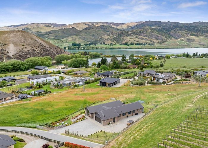  at 9 Lowburn Terrace, Cromwell, Central Otago, Otago