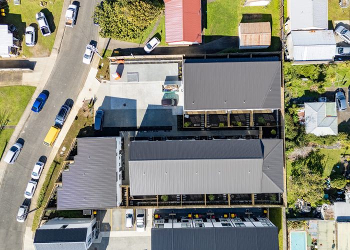  at 9/10-12 Clendon Place, Manurewa, Manukau City, Auckland
