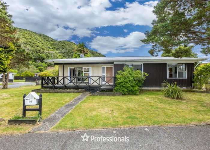  at 33 Larchmont Grove, Totara Park, Upper Hutt, Wellington