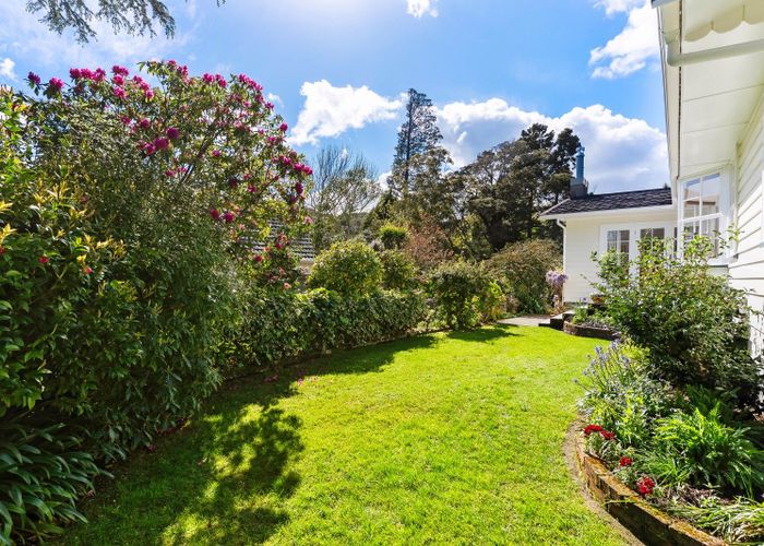  at 4 Freemans Way, Pinehaven, Upper Hutt, Wellington