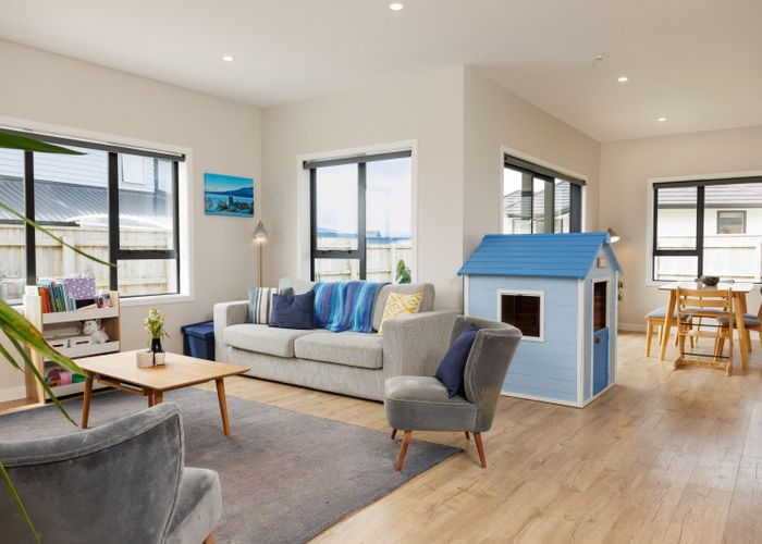  at 31 Boeing Way, Newlands, Wellington, Wellington