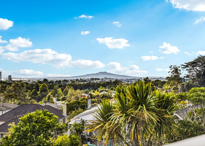  at 22B Zion Road, Birkenhead, North Shore City, Auckland