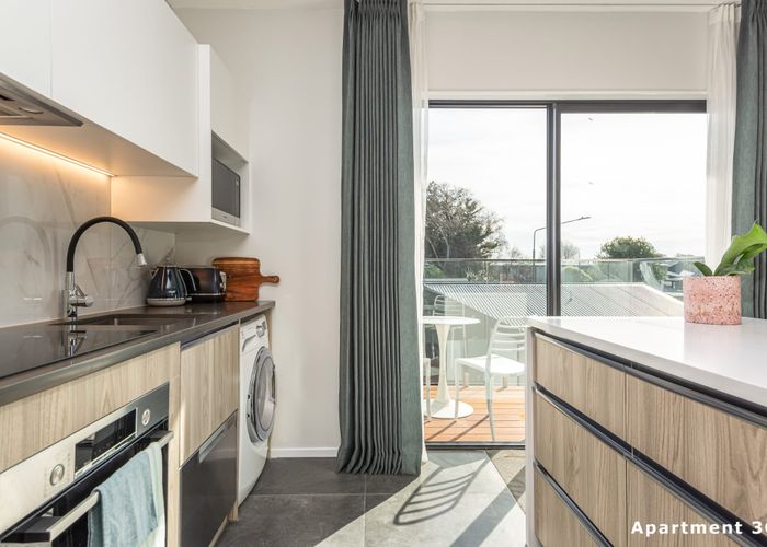  at 1C,2C/207 Kilmore Street, City Centre, Christchurch City, Canterbury