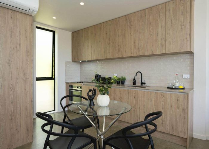  at 1 Park Rise, Campbells Bay, Auckland
