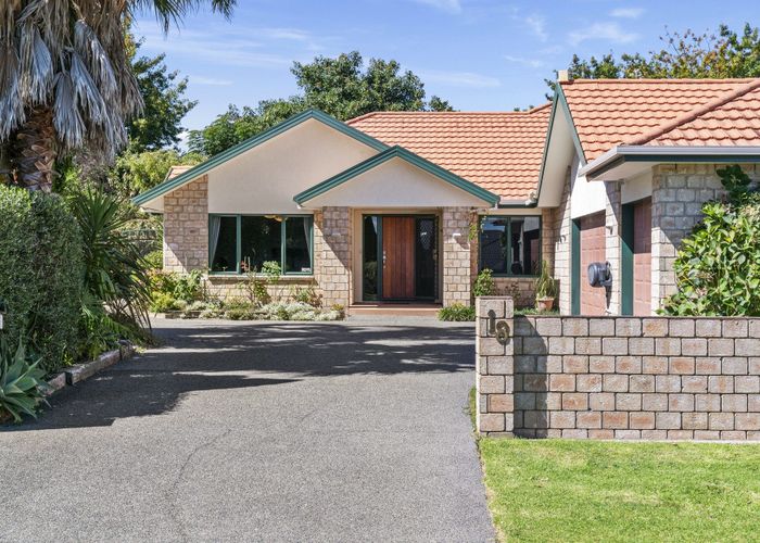  at 18 Honeysuckle Lane, Ohauiti