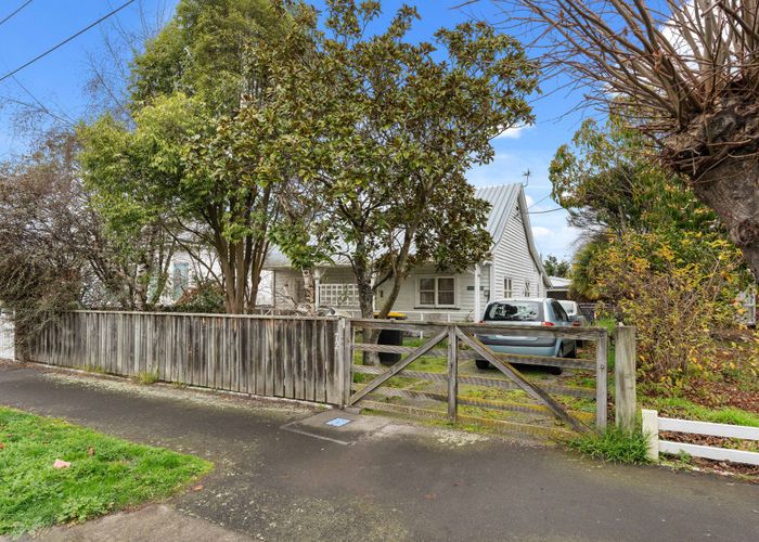  at 72 Church Street, Masterton