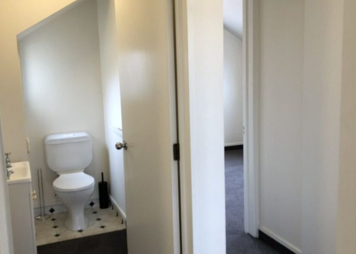  at 4/10 Dilworth Street, Riccarton, Christchurch City, Canterbury