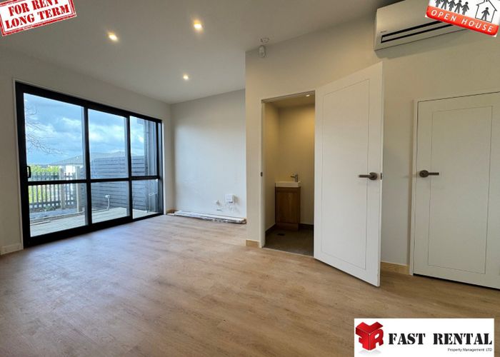  at 3/130 Te Oneroa Way--Viewing--On Mon 16th June at 5:00-5:20pm, Long Bay, North Shore City, Auckland