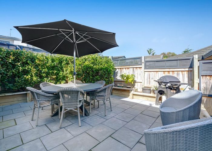  at 2/12 Sundown Avenue, Manly, Rodney, Auckland