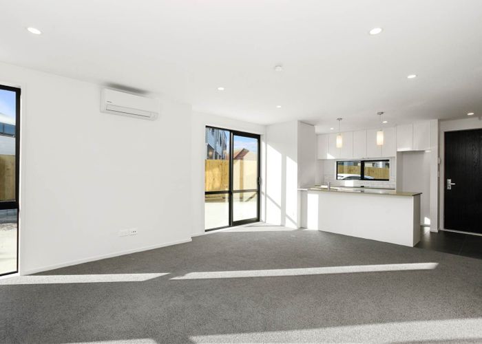  at 5/10 Shamrock Lane, Te Atatu Peninsula, Waitakere City, Auckland