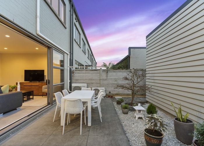  at 110 Stonefields Avenue, Stonefields, Auckland