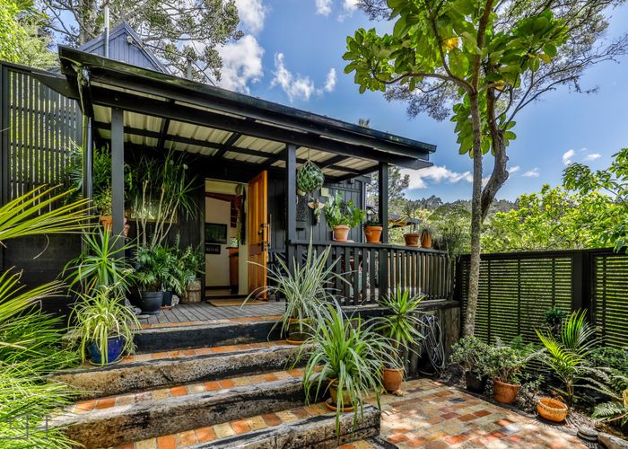  at 28 Wood Bay Road, Titirangi, Waitakere City, Auckland