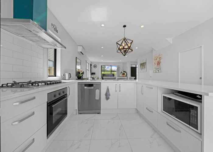  at 10b Hollowout Street, Takanini, Papakura, Auckland