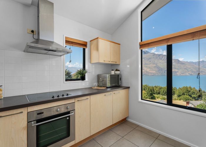  at 6/8 McKerrow Place, Sunshine Bay, Queenstown