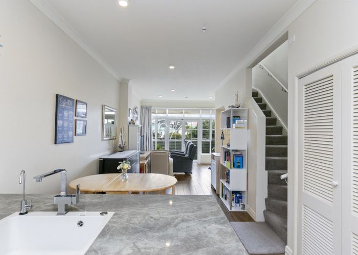  at 38 Pipitea Street, Thorndon, Wellington, Wellington