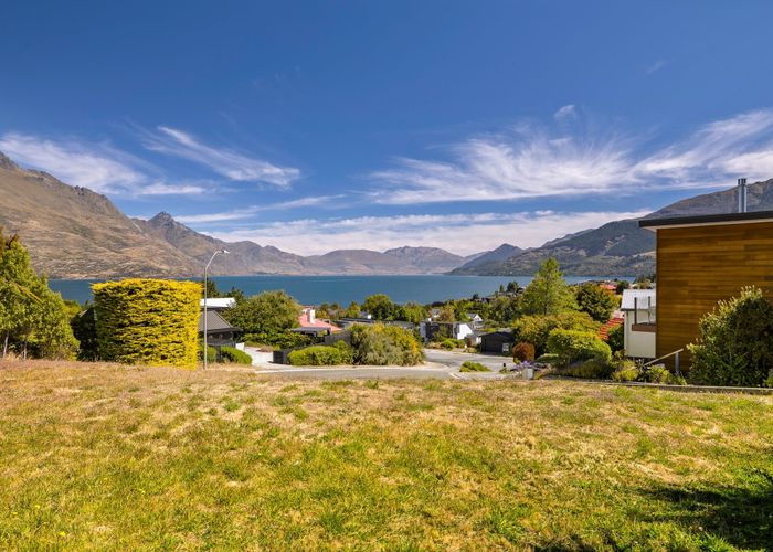  at 10 Cypress Court, Kelvin Heights, Queenstown-Lakes, Otago