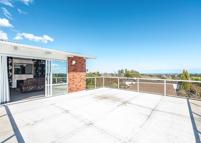  at 11 Virginia Heights, Otamatea, Whanganui