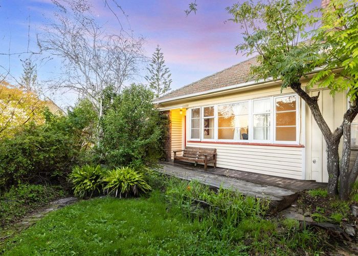  at 80 Kiwitea Street, Sandringham, Auckland City, Auckland