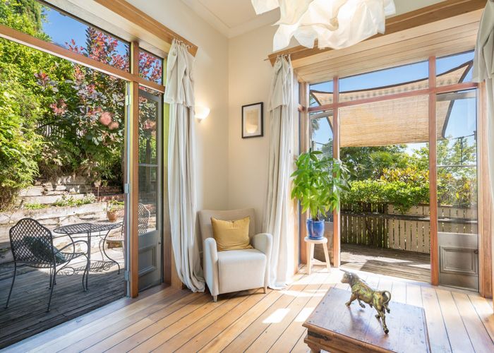  at 24 Fountain Place, Beachville, Nelson