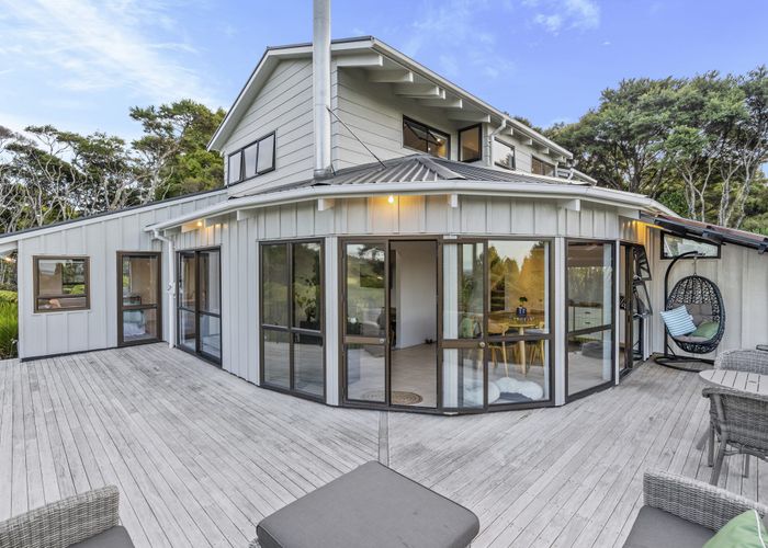  at 760 West Coast Road, Oratia, Auckland