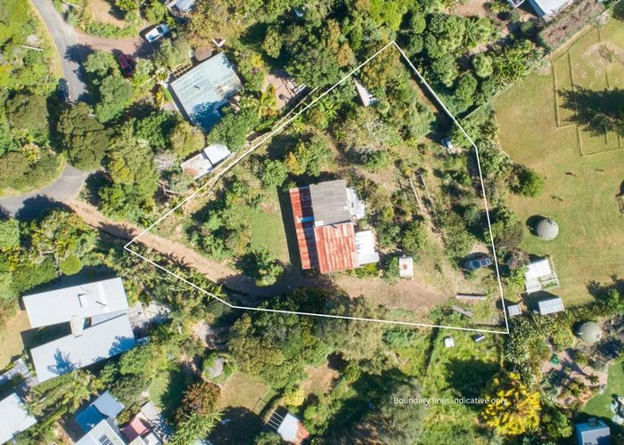 at 41 Beresford Avenue, Surfdale, Waiheke Island, Auckland
