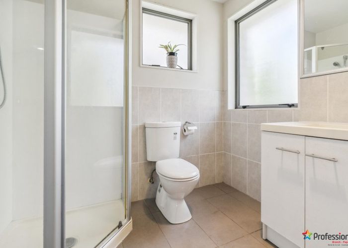  at 192 Porchester Road, Takanini, Auckland