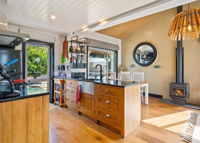  at 8 Island Terrace, Motunau, Greta Valley