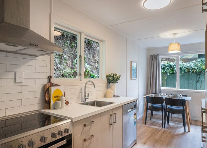  at 33 Logie Street, Stokes Valley, Lower Hutt, Wellington