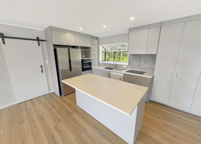  at 61 Keegan Drive, Massey, Waitakere City, Auckland