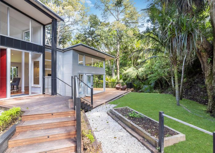  at 18 Kereru Grove, Greenhithe, Auckland