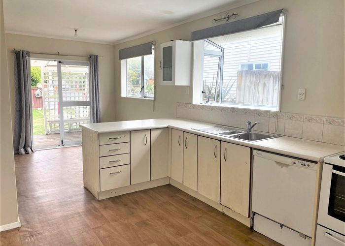  at 27 Shakespeare Avenue, Trentham, Upper Hutt, Wellington
