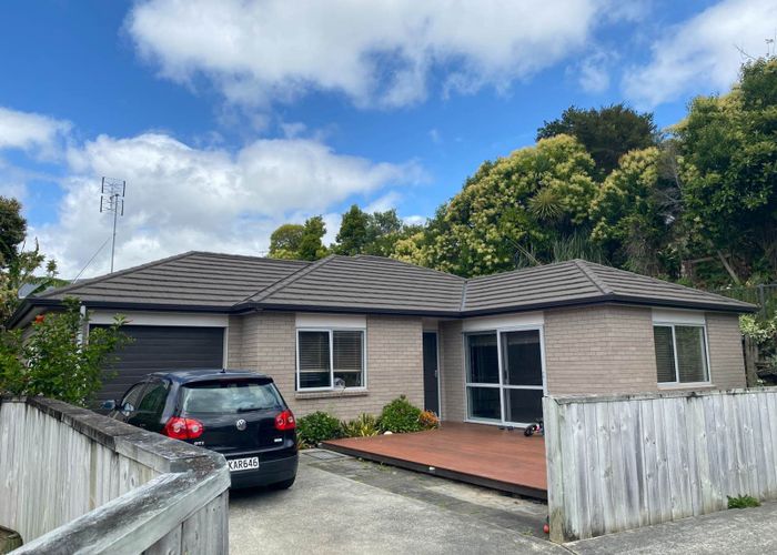  at 4/11 Red Hibiscus Road, Stanmore Bay, Rodney, Auckland