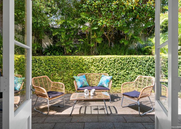  at 18 Dunedin Street, Saint Marys Bay, Auckland