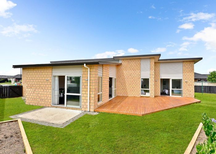  at 19 Trauzer Place, Flagstaff, Hamilton, Waikato
