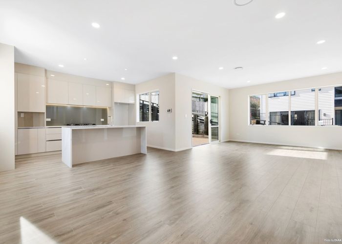  at 3 Ambrosia Avenue, Henderson, Auckland