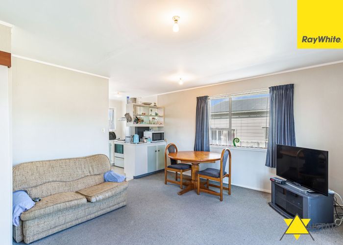  at 1/4 Karaka Street, New Lynn, Waitakere City, Auckland