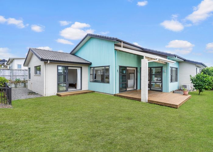 at 18 Lydiard Place, Beachlands, Manukau City, Auckland
