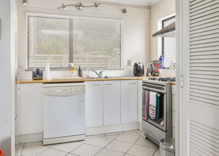  at 81 Harbour View Road, Northland, Wellington