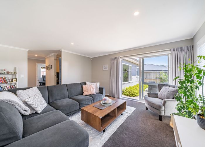  at 27 Brian Hughes Road, Wainuiomata, Lower Hutt, Wellington