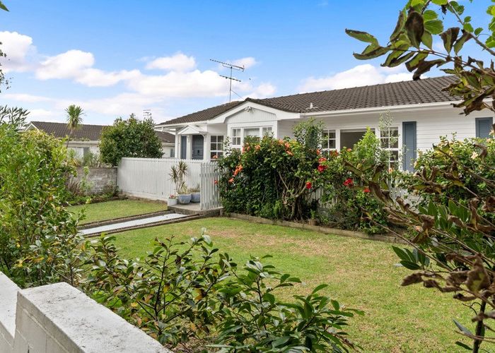  at 15A Caulton Street, Saint Johns, Auckland City, Auckland