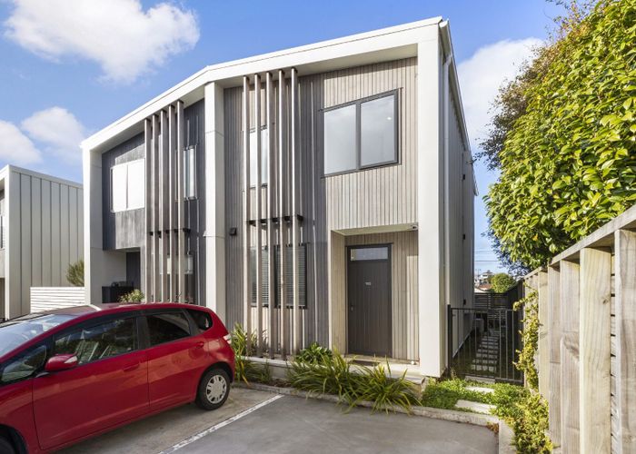  at 10D Beauchamp Street, Karori, Wellington, Wellington