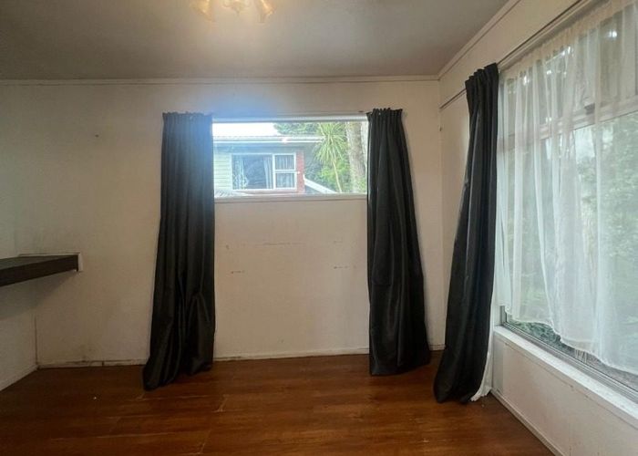  at 53 Lawrence Crescent, Hill Park, Manukau City, Auckland