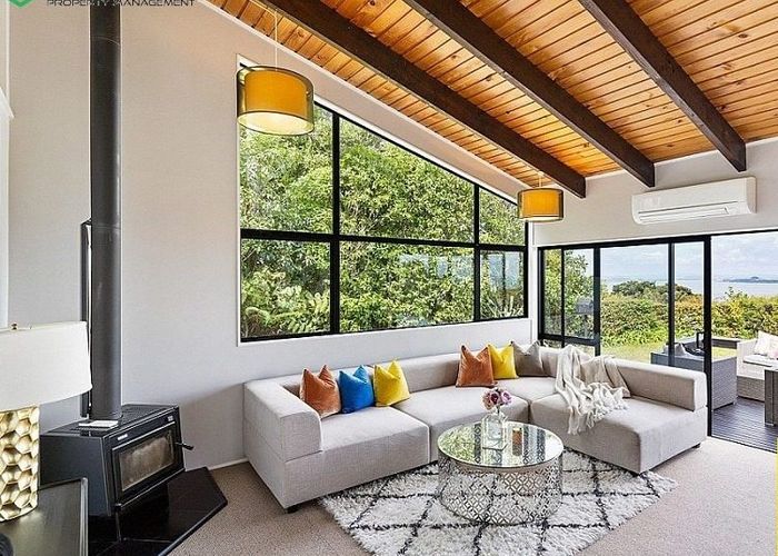  at 52 Takahe Road, Titirangi, Auckland